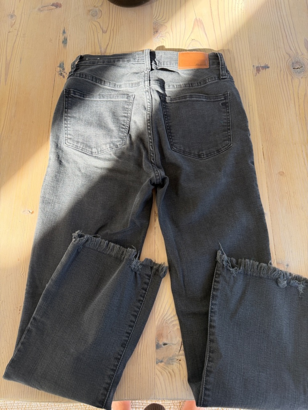 Madewell Gray Cropped Cali Demi-Boot Jeans - Picture 4 of 4